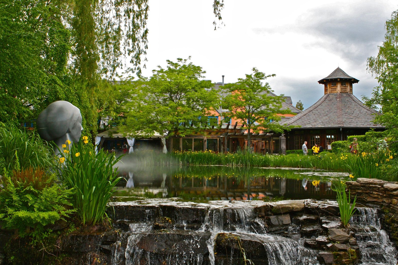 Top Villa Landscaping Trends in Dubai for 2025